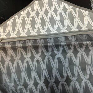 Hang-It-Up Pocket - Charcoal Links